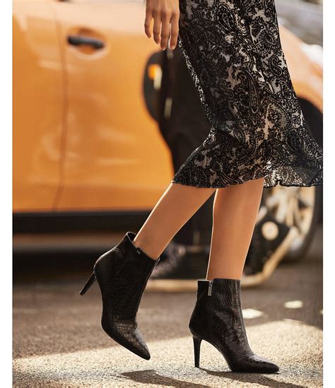 michael kors dorothy flex boots|Dorothy Flex Leather Ankle Boot .